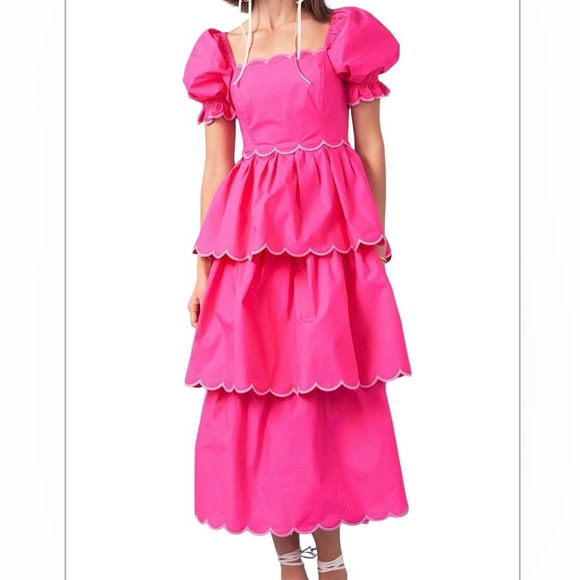English Factory Dresses & Skirts - English Factory Scallop Tiered Maxi Dress Size Medium Pink NEW With Tags 185.00